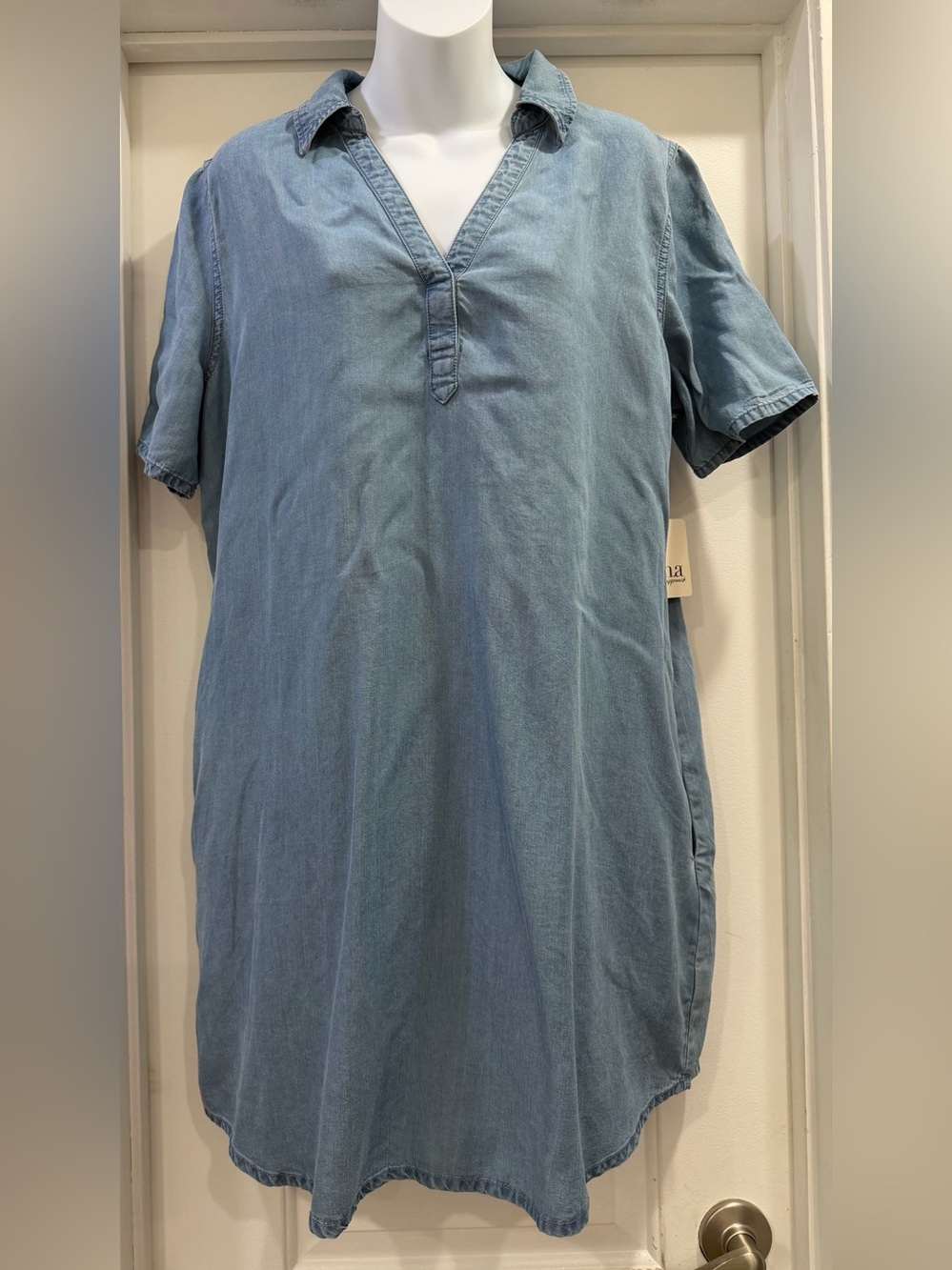a.n.a  🆕🆕🆕 Chambray Denim Shirt Dress Medium Wash Size Large